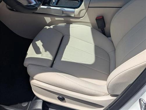 2025 Mercedes-Benz GLB 250 Base
