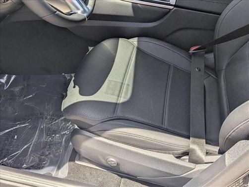 2026 Mercedes-Benz GLC 350e Base