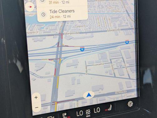 2023 Volvo XC40 B5 Plus Dark Theme