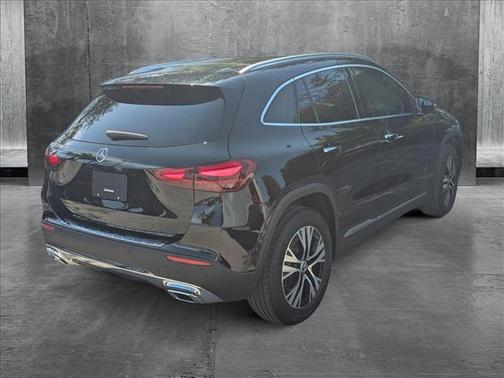 2025 Mercedes-Benz GLA 250 Base