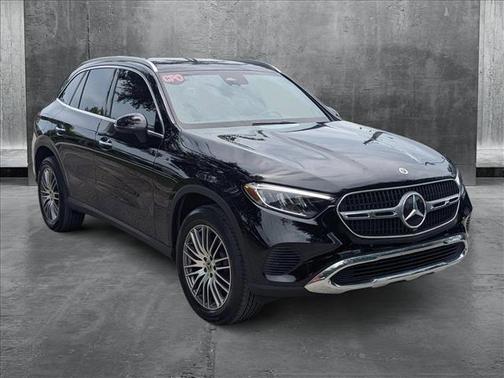 2025 Mercedes-Benz GLC 300 Base