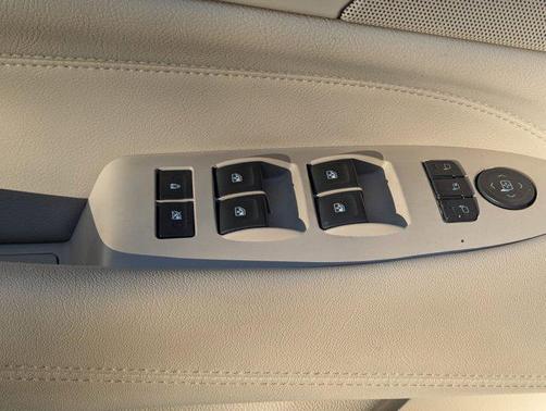 2018 Cadillac Escalade Base