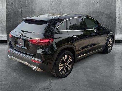2025 Mercedes-Benz GLA 250 Base