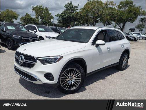 2026 Mercedes-Benz GLC 300 Base