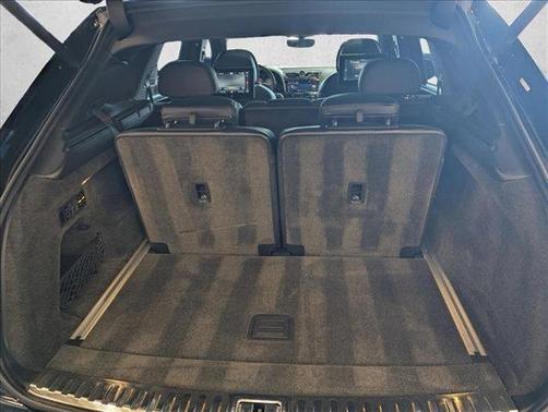 2023 Bentley Bentayga V8
