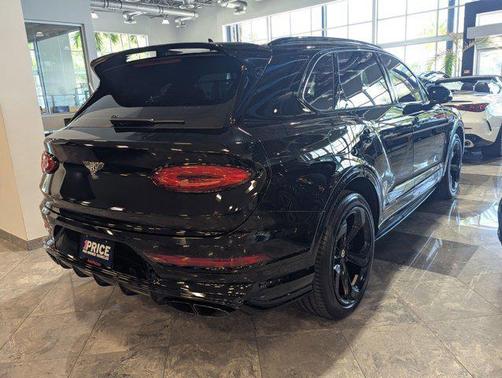 2023 Bentley Bentayga V8