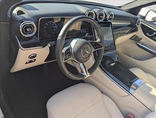 2026 Mercedes-Benz GLC 300 4MATIC