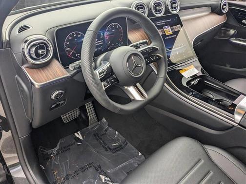 2025 Mercedes-Benz GLC 300 Base