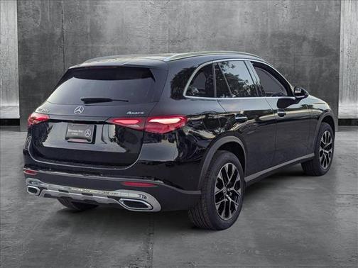 2025 Mercedes-Benz GLC 350e Base