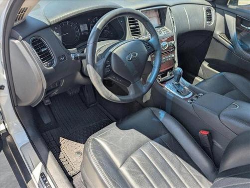 2017 INFINITI QX50 Base