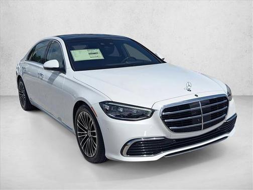 MANUFAKTUR Moonlight White Metallic 2026 Mercedes-Benz S-Class S 580e 4MATIC