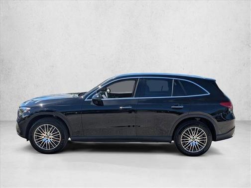 2026 Mercedes-Benz GLC 300 Base