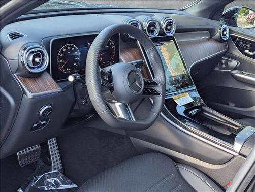 2025 Mercedes-Benz GLC 300 Base