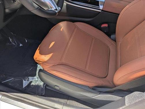 2025 Mercedes-Benz GLC 350e Base