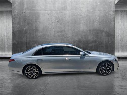 2022 Mercedes-Benz S-Class 4MATIC