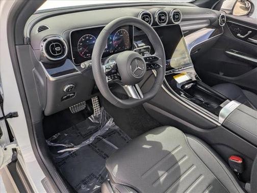 2026 Mercedes-Benz GLC 300 Base
