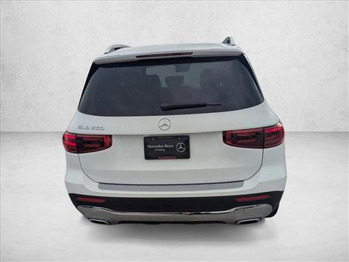 Polar White 2026 Mercedes-Benz GLB 250 Base