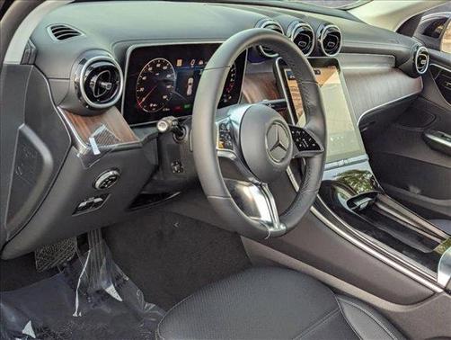 2025 Mercedes-Benz GLC 350e Base