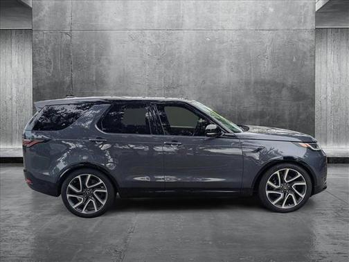 2024 Land Rover Discovery P360 Metropolitan Edition