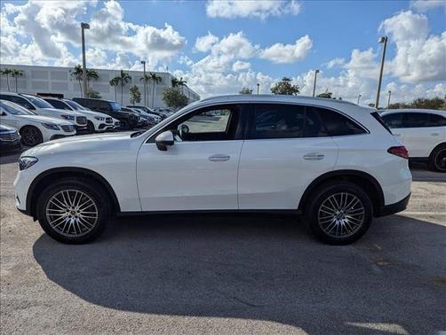 2025 Mercedes-Benz GLC 300 Base