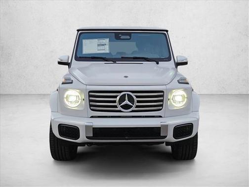 MANUFAKTUR Moonlight White magno 2026 Mercedes-Benz G-Class G 580e