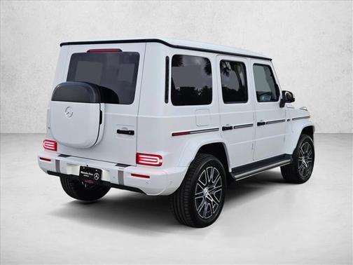 MANUFAKTUR Moonlight White magno 2026 Mercedes-Benz G-Class G 580e