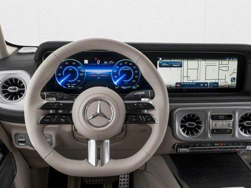 MANUFAKTUR Moonlight White magno 2026 Mercedes-Benz G-Class G 580e