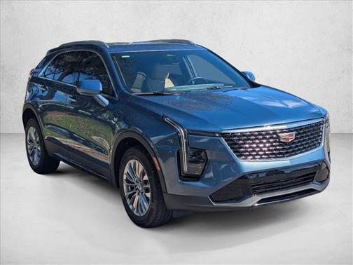 2025 Cadillac XT4 Premium Luxury