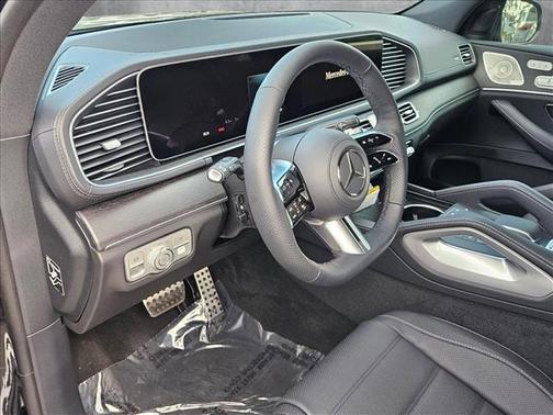 2025 Mercedes-Benz GLS 580 4MATIC