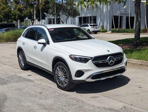 2025 Mercedes-Benz GLC 300 Base