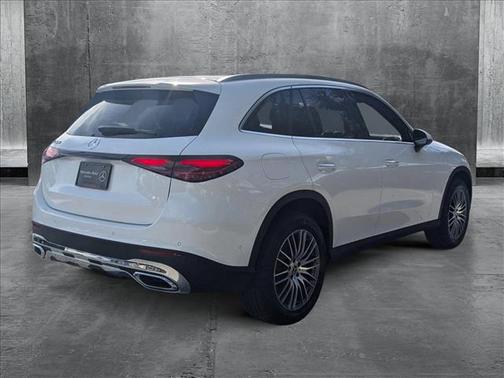 2025 Mercedes-Benz GLC 300 Base