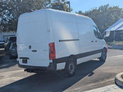 2022 Mercedes-Benz Sprinter 2500 Standard Roof