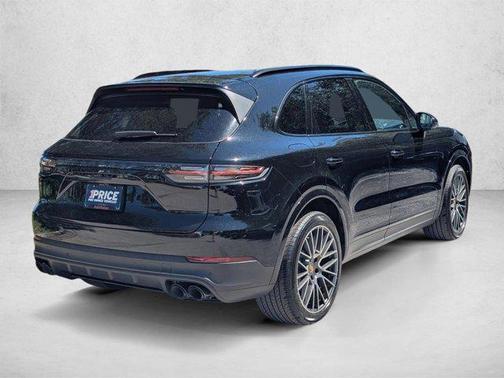 Black 2023 Porsche Cayenne Cayenne