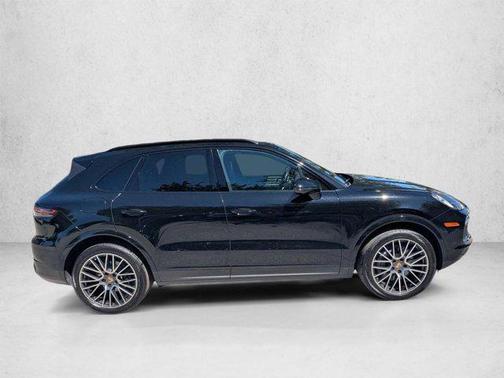 Black 2023 Porsche Cayenne Cayenne