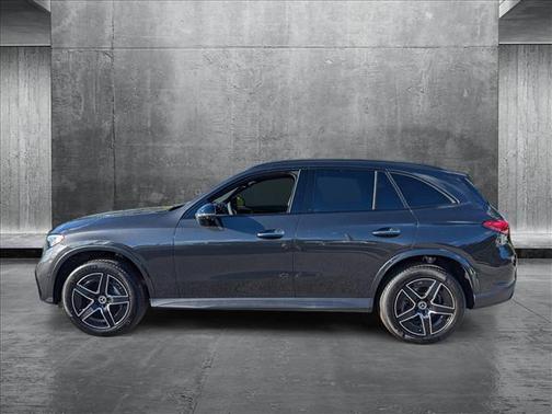 2025 Mercedes-Benz GLC 300 Base