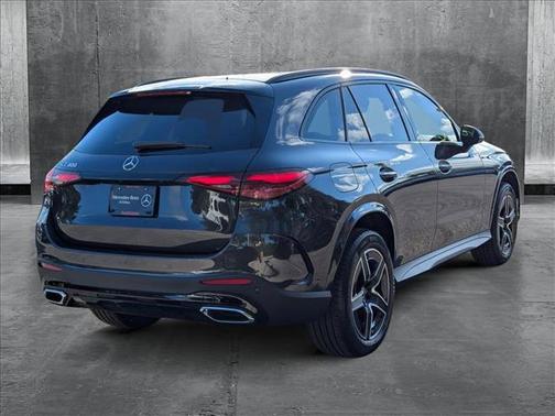 2025 Mercedes-Benz GLC 300 Base
