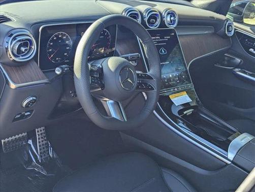 2025 Mercedes-Benz GLC 300 Base