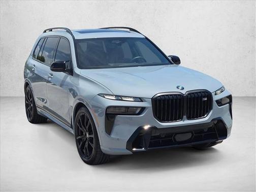Brooklyn Grey Metallic 2025 BMW X7 M60i