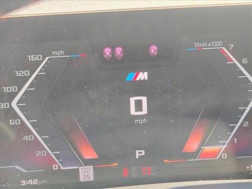Brooklyn Grey Metallic 2025 BMW X7 M60i