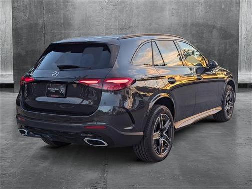 2025 Mercedes-Benz GLC 300 Base