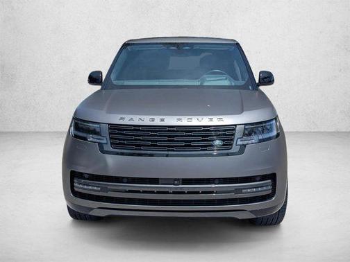 Ostuni Pearl White Metallic 2024 Land Rover Range Rover P530 Autobiography