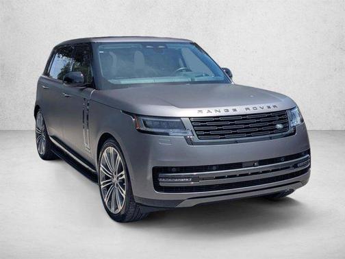 Ostuni Pearl White Metallic 2024 Land Rover Range Rover P530 Autobiography