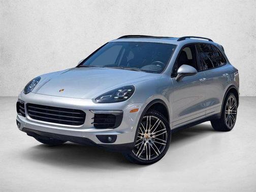 Rhodium Silver Metallic 2018 Porsche Cayenne S