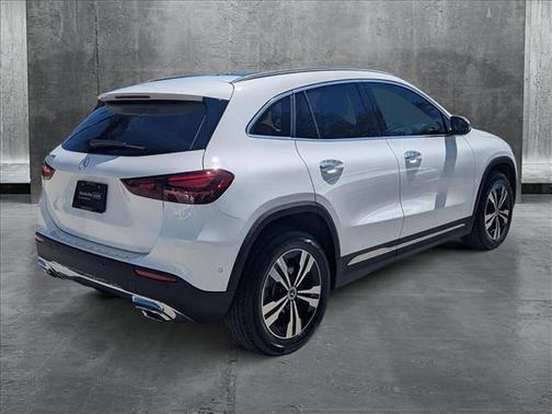 2025 Mercedes-Benz GLA 250 Base