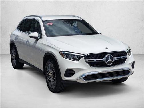 Polar White 2026 Mercedes-Benz GLC 300 Base
