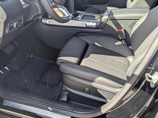 2025 Mercedes-Benz GLB 250 Base