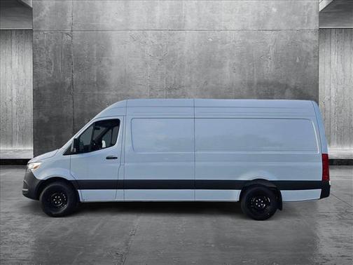 2025 Mercedes-Benz Sprinter 2500 High Roof