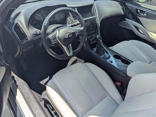 2019 INFINITI Q60 3.0T LUXE