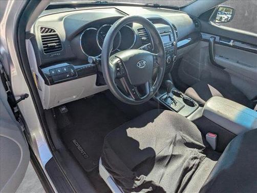 2012 Kia Sorento LX