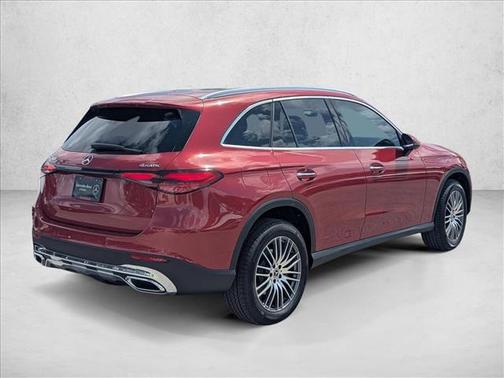 2026 Mercedes-Benz GLC 300 4MATIC